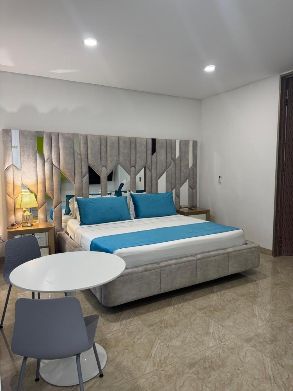 Hotel Lotto Boutique كالي المظهر الخارجي الصورة